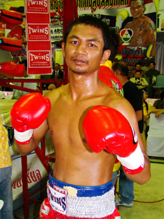 Mongkolchai Patavikorngym.jpg