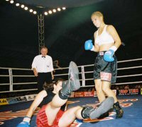 Natascha Ragosina vs. Dana Tabuskova.jpg