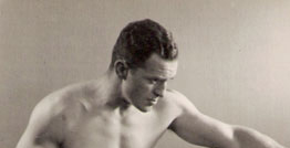 Hans Holdt.jpg