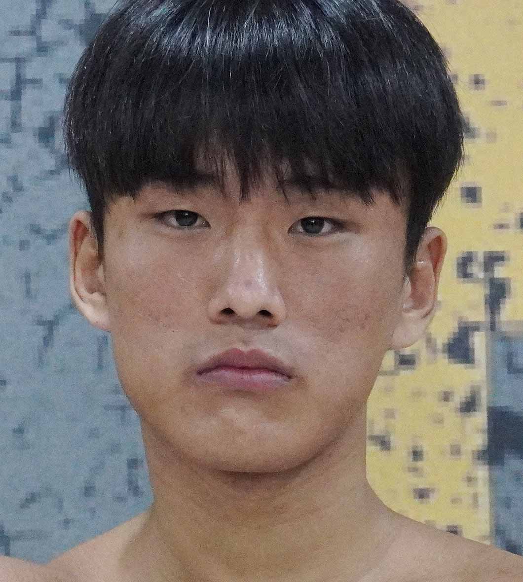 Dong Ho Kim1.jpg