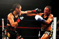 Ana Julaton vs. Franchesca Alcanter.jpg