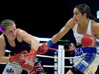 Kina Malpartida vs. Lyndsey Scragg.jpg