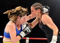 Ramona Kuehne vs. Galina Gumliiska.jpg