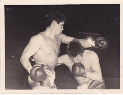 Johnny Prescott vs. Hector Eduardo Corletti.jpg