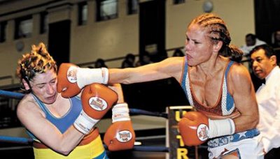 Laura Saperstein vs. Galina Gumliiska.jpg