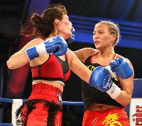Ramona Kuehne vs. Loli Munoz.jpg