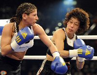 Eileen Olszewski vs. Nadia Raoui.jpg