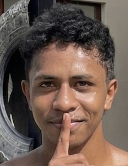 1300857.jpg