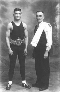 File:1SpiderKellyand.JPG