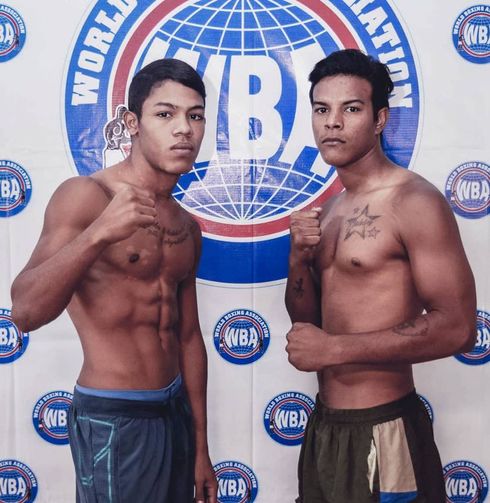 2018-08-06 - Joneykert Pena vs Enderson Meneses - Weighing.jpg