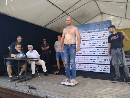 2018-08-11 - Robert Helenius vs Yury Bykhautsou - Weighing-1.jpg
