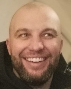 327588a.jpg