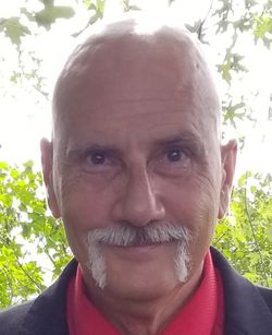 458208 profile.jpg