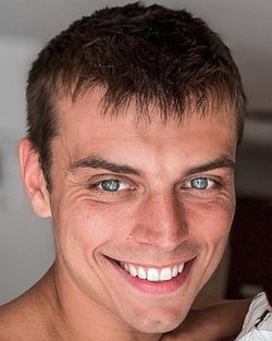 579515.jpg