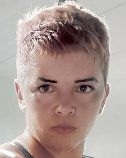745833.jpg
