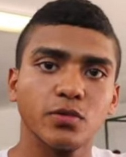 838593.jpg