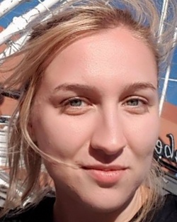 885523.jpg