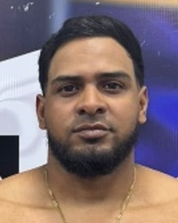885678.jpg