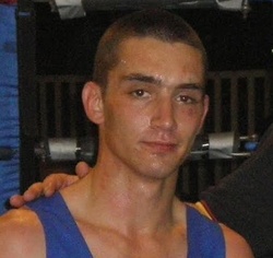 966287a.jpg