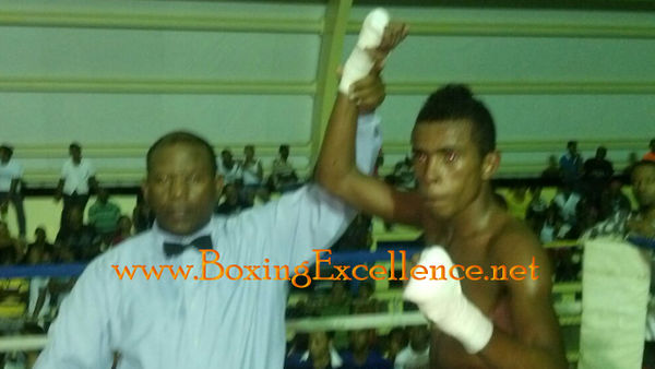 AR110415.jpg