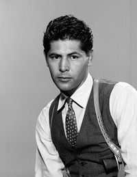 File:Abel Fernandez - Boxer.jpg
