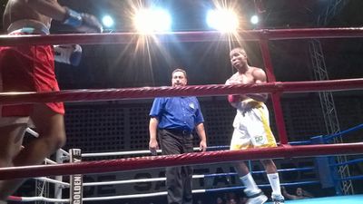 Adeilson Dos Santos vs. Daniel Silva (18).jpg