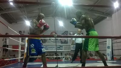 Adonisio Francisco Reges vs. Etoundi Michel William (09).jpg
