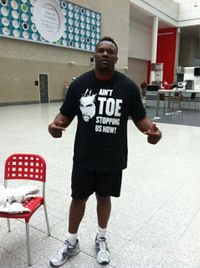 File:Aint toe stopping us now - Chisora.jpg