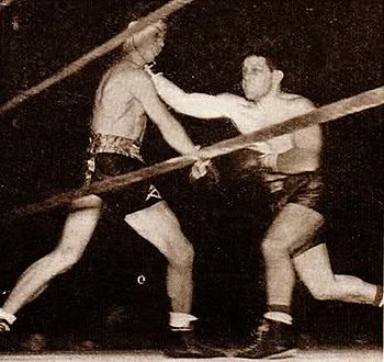 Al 'Bummy' Davis vs. Jack Sharkey Jr . Fasan.jpg
