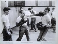 File:Alan Ladd Sparring.jpg