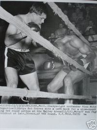 File:Alex Miteff vs. Bob Graves . Fasan.jpg