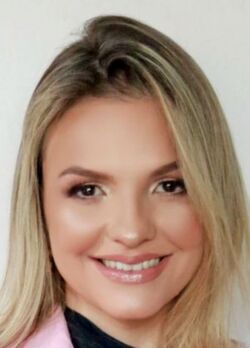 Aline Maia Pinto.jpg
