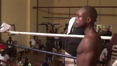 Aliu Bamidele Lasisi vs. Raphael Ansah 001.jpg