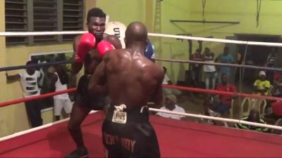 Aliu Bamidele Lasisi vs. Raphael Ansah 053.jpg