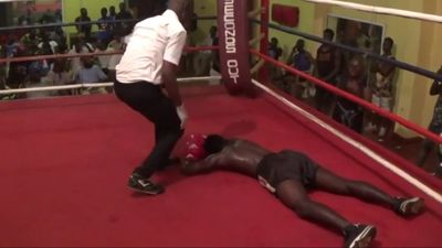 Aliu Bamidele Lasisi vs. Raphael Ansah 069.jpg