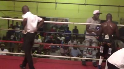 Aliu Bamidele Lasisi vs. Raphael Ansah 070.jpg