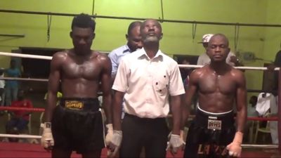 Aliu Bamidele Lasisi vs. Raphael Ansah 078.jpg
