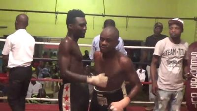 Aliu Bamidele Lasisi vs. Raphael Ansah 080.jpg