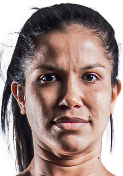 Ana Claudia Gomes.jpg