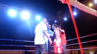 Anama Dotse vs. Emmanuel Allotey 001.jpg