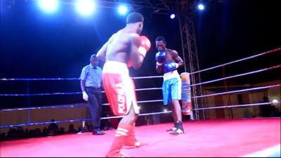 Anama Dotse vs. Emmanuel Allotey 025.jpg