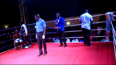Anama Dotse vs. Emmanuel Allotey 037.jpg