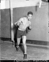 Armando Santiago.562.jpg