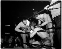File:Art Aragon v Chico Vejar2.jpg
