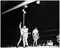 Art Aragon vs Carmen Basilio2.jpg