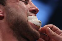 File:AshleySextongumshield.jpg