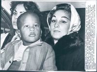 File:BENNY PARET Family.jpg