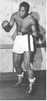 File:Benny Kid Paret.JPG