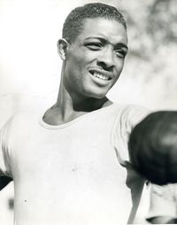File:Billy Morris.JPG