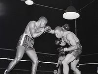File:Bivins & Big Red.jpg